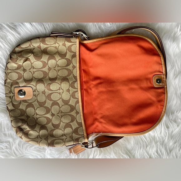 COACH crossbody - Picture 5 of 7